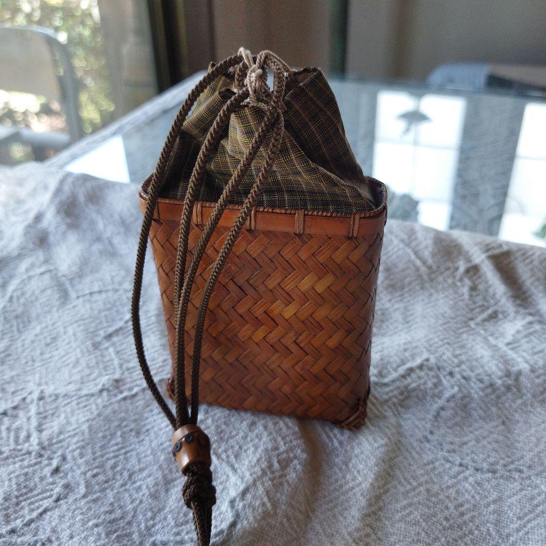 竹籠の小物入れ