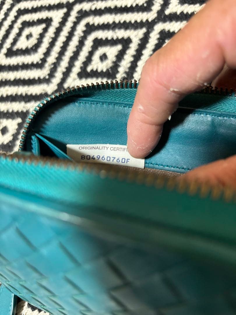 正規品BOTTEGA VENETA ラウンドファスナー 長財布イントレチャート