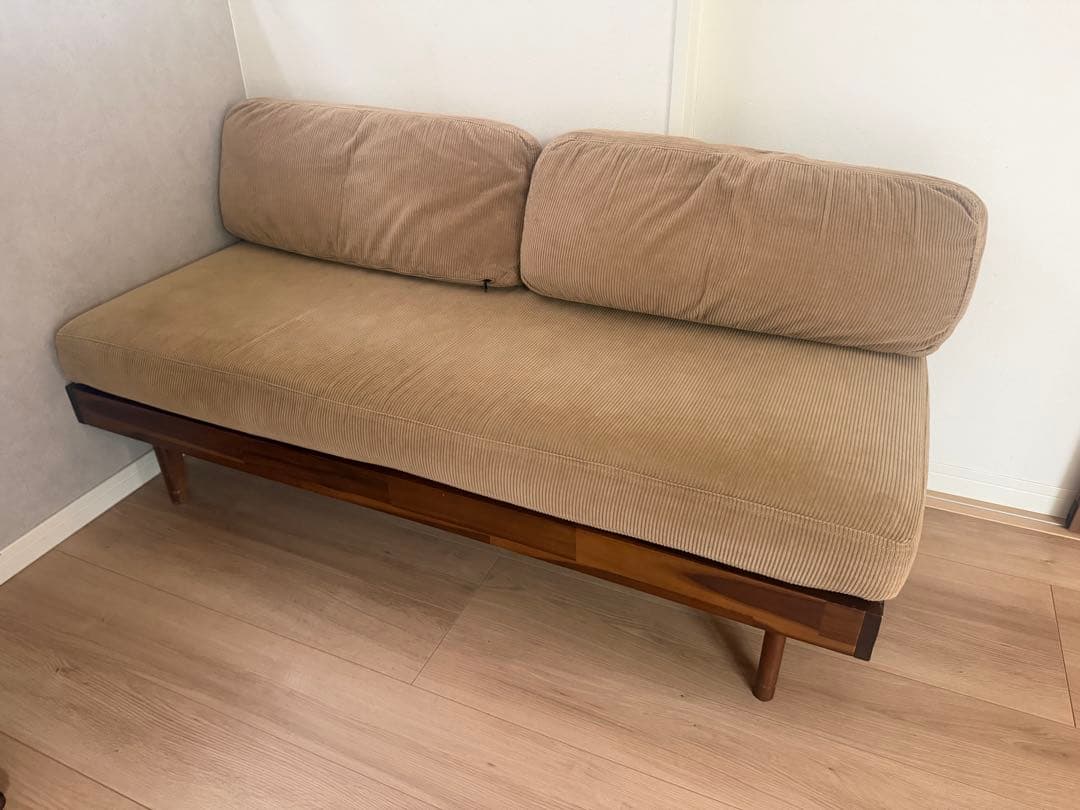 【世田谷受取OK‼️】140サイズunico ソファSWELLA(スウェラ)