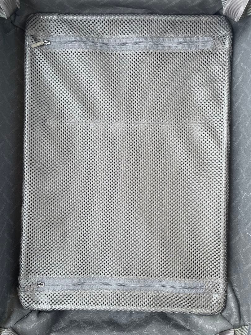 リモワスーツケース　ルフトハンザ航空コラボ　限定品　機内持ち込み可　ブラック　黒