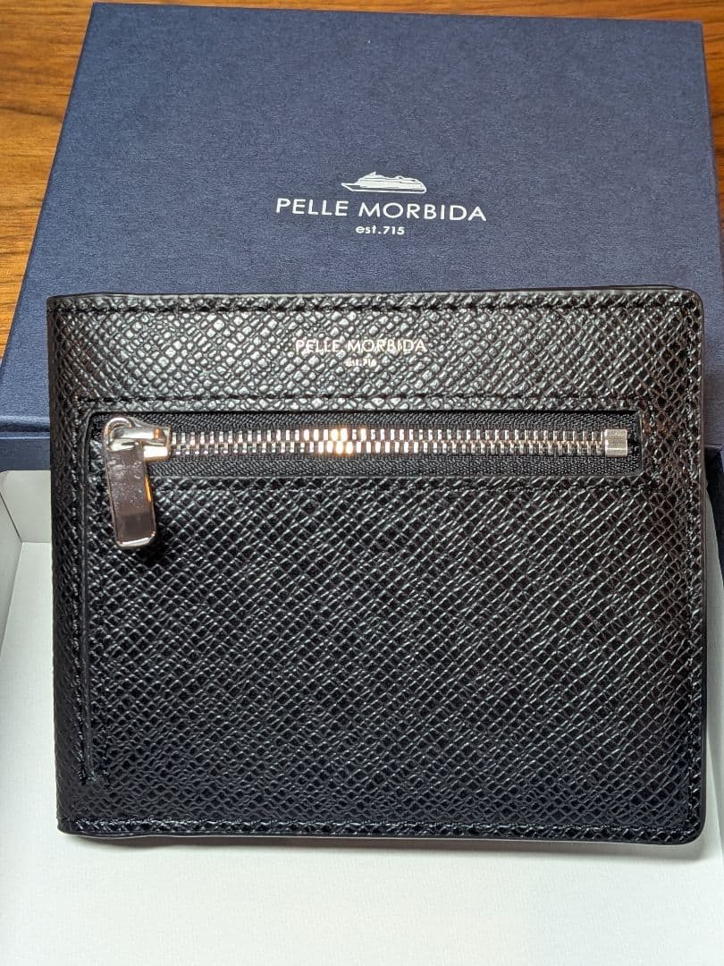 未使用：PELLE MORBIDA 二つ折り財布 黒（ペッレモルビダBA329）
