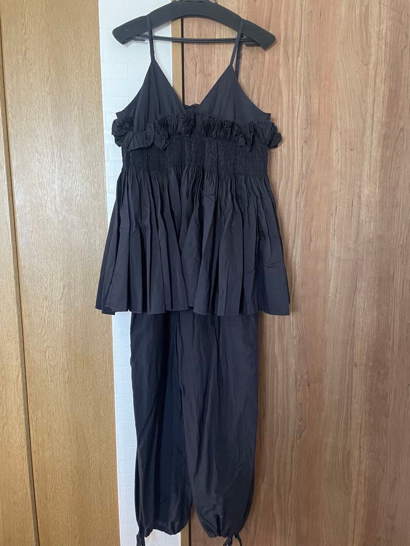 crinkle crinkle crinkle silk オールインワン　黒