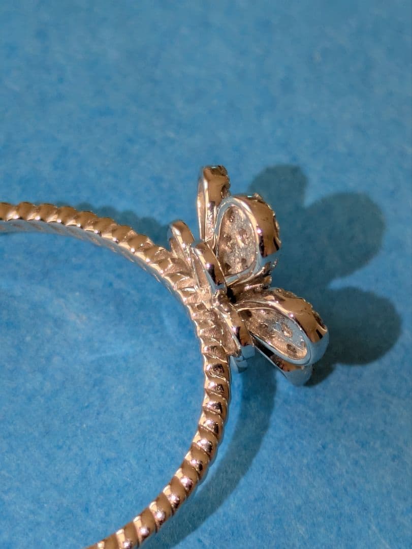 【新品】フラワー　H＆Cダイヤモンドリング　pt950 0.25ct お花リング