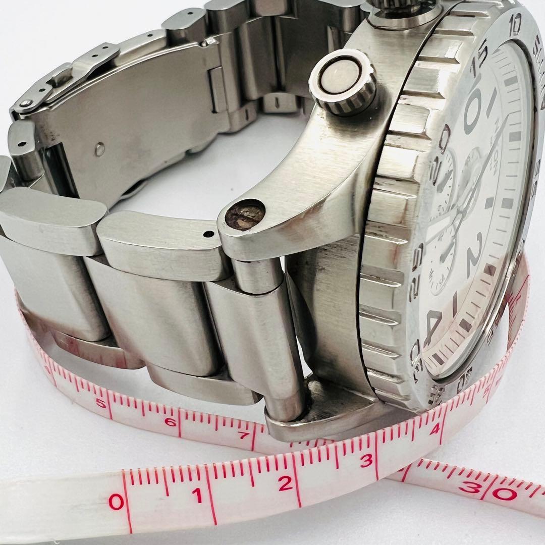 Nixon ニクソン 51-30 クロノグラフ白　ダイバーズウォッチ