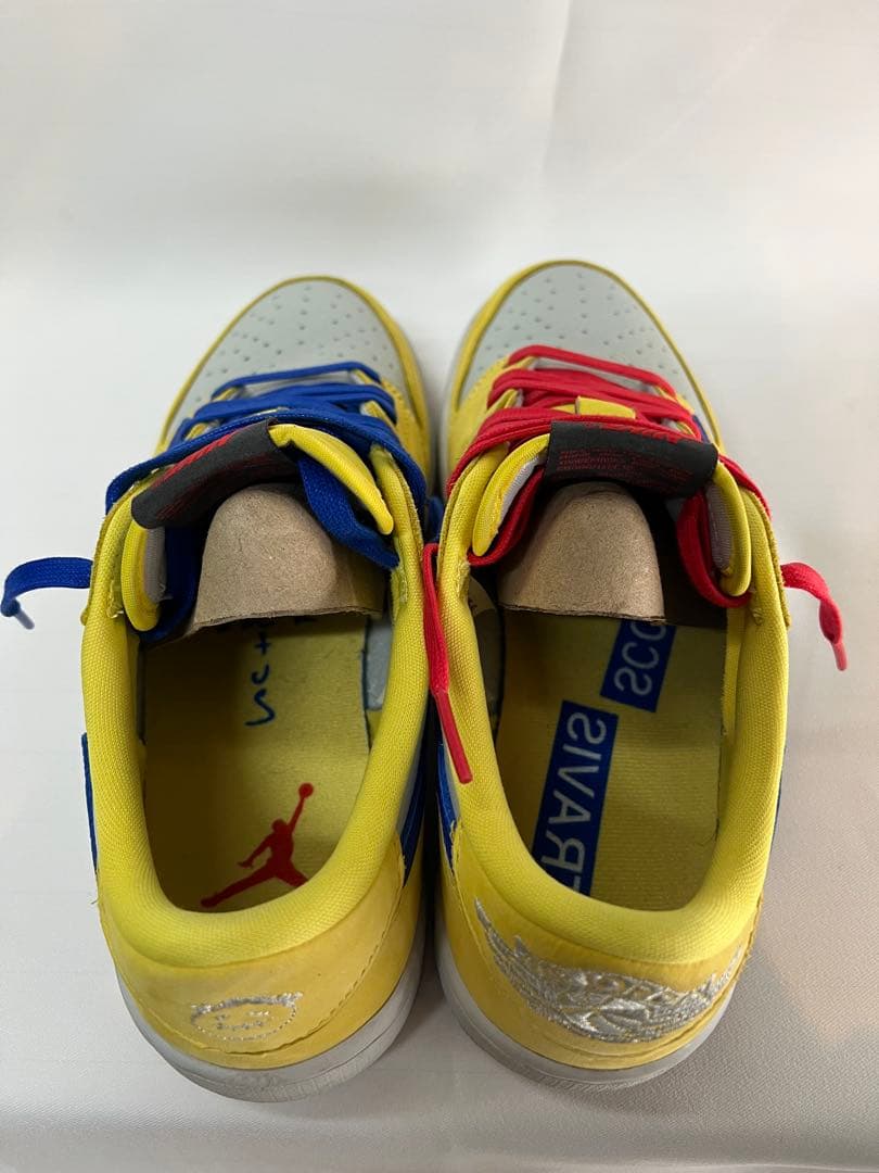 NIKE DZ4173-700 トラヴィス スコット カナリー 26.0㎝