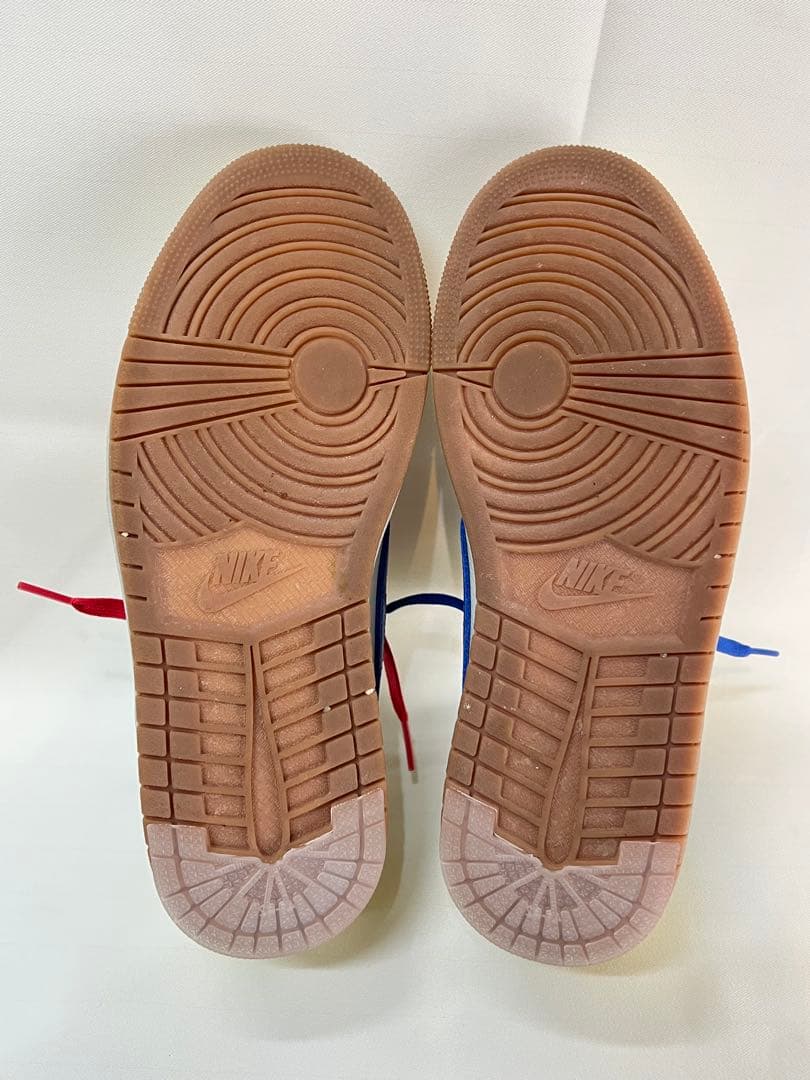 NIKE DZ4173-700 トラヴィス スコット カナリー 26.0㎝