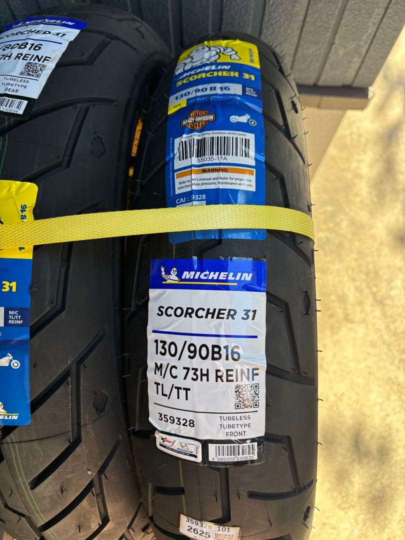 ハーレー純正前後タイヤ　新品