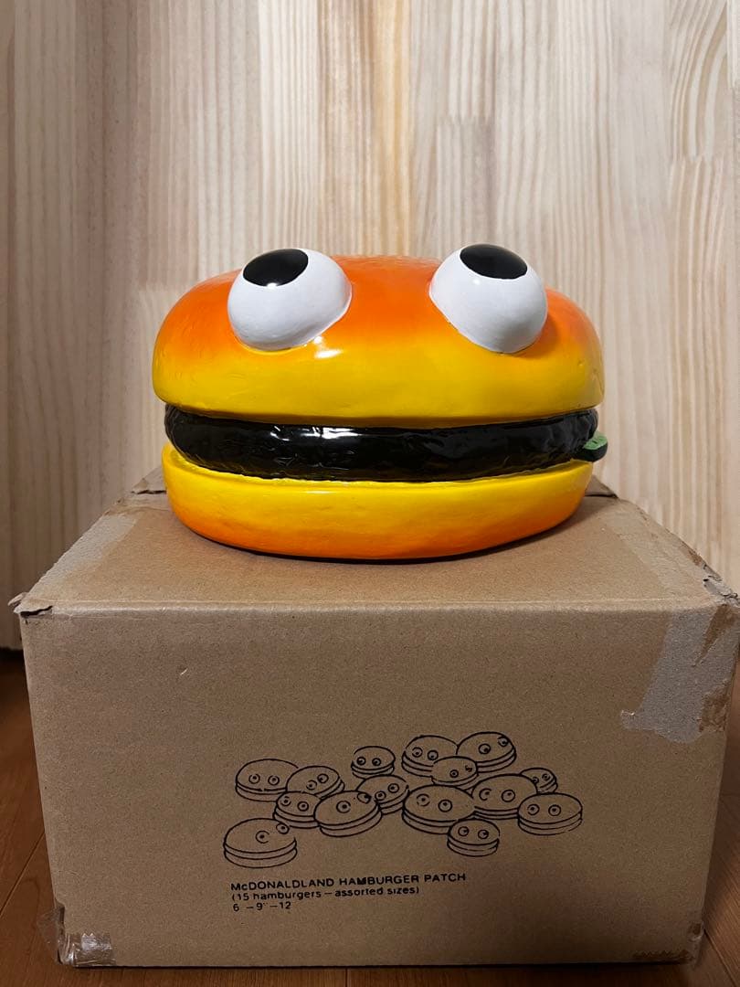 マクドナルド ハンバーガー パッチ　スタチュー