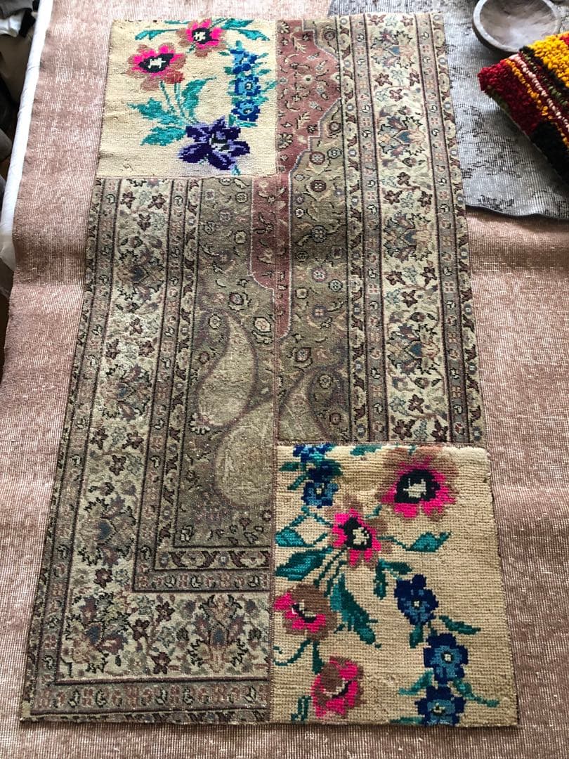 79×151 パッチワークヴィンテージラグ　花柄