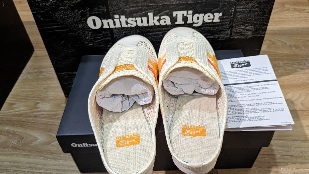 虎　2足　・オニツカタイガー製シューズ、高級サンダルカラー、阪神タイガース