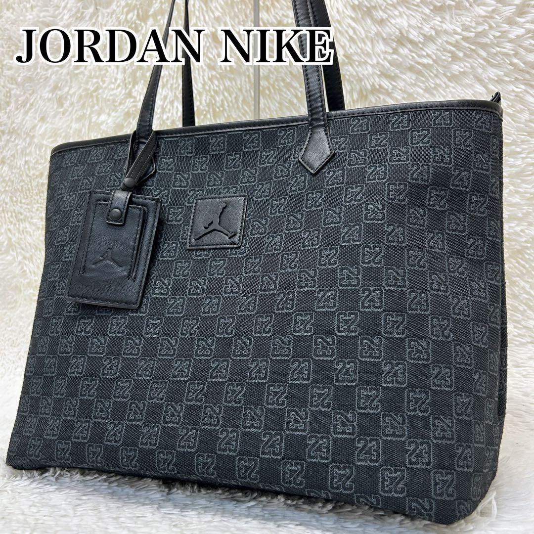 ✨ JORDAN（NIKE） モノグラム トートバッグ／ブラック 大容量✨