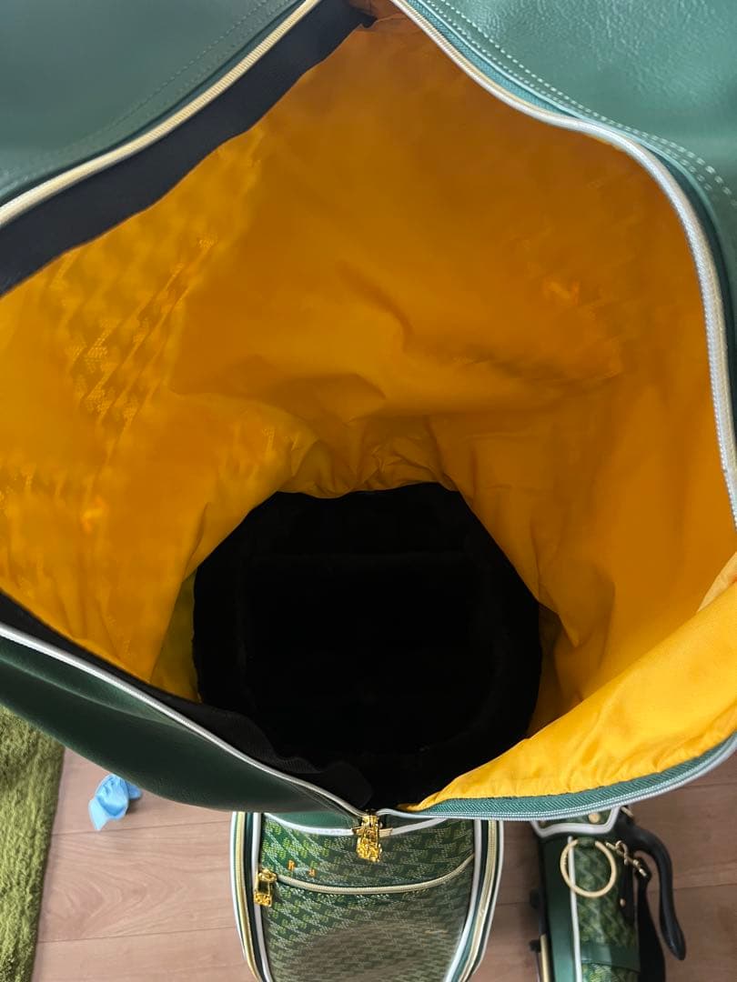 ◉極美品　レザレクション　キャディーバッグとクラブケースのセット　ラリーナ