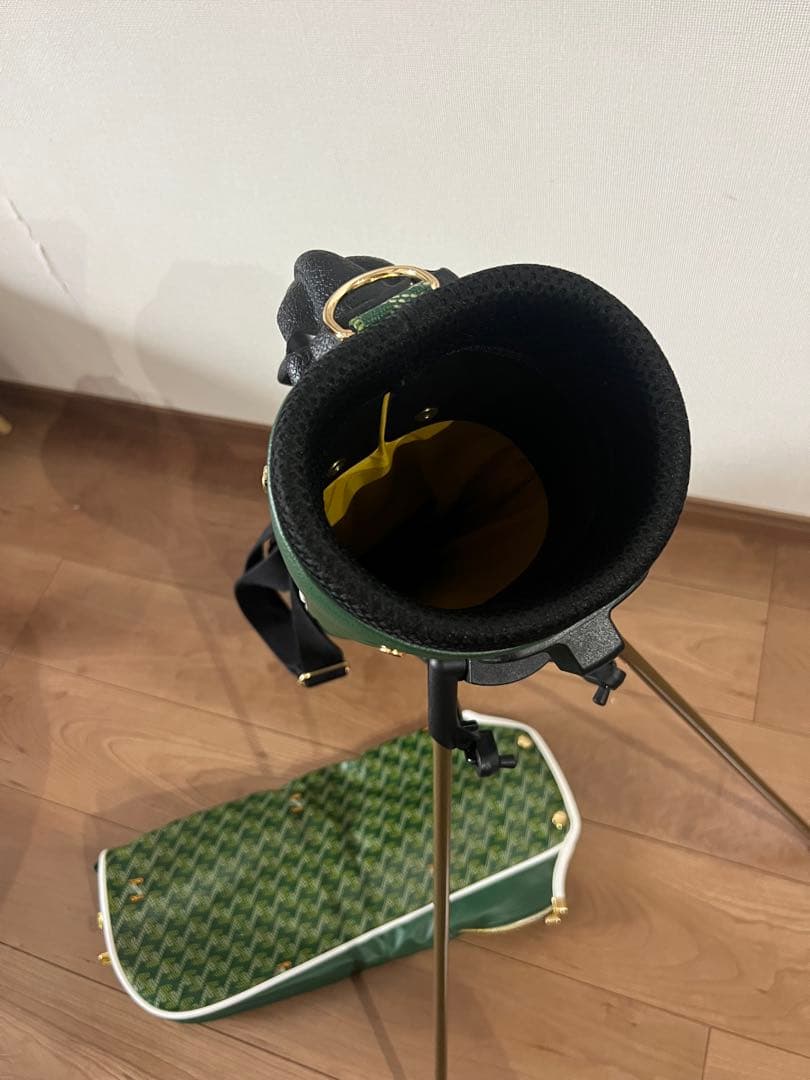 ◉極美品　レザレクション　キャディーバッグとクラブケースのセット　ラリーナ