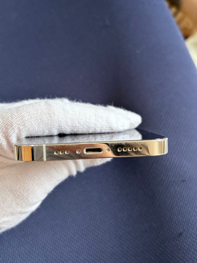 iPhone 12 Pro 256GB シルバー（SIMフリー／中古）