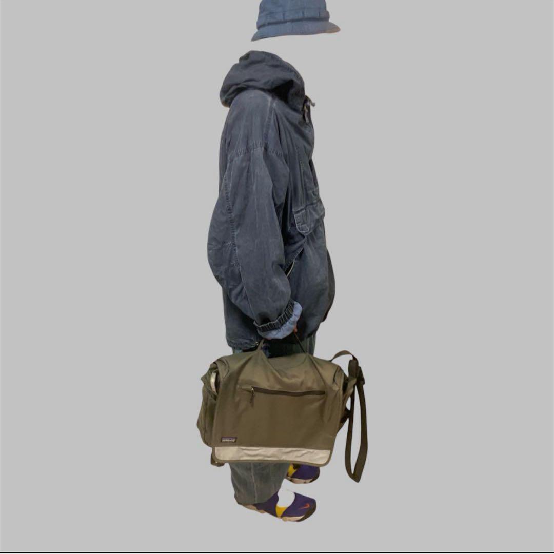 09年製 Patagonia Messenger Bag