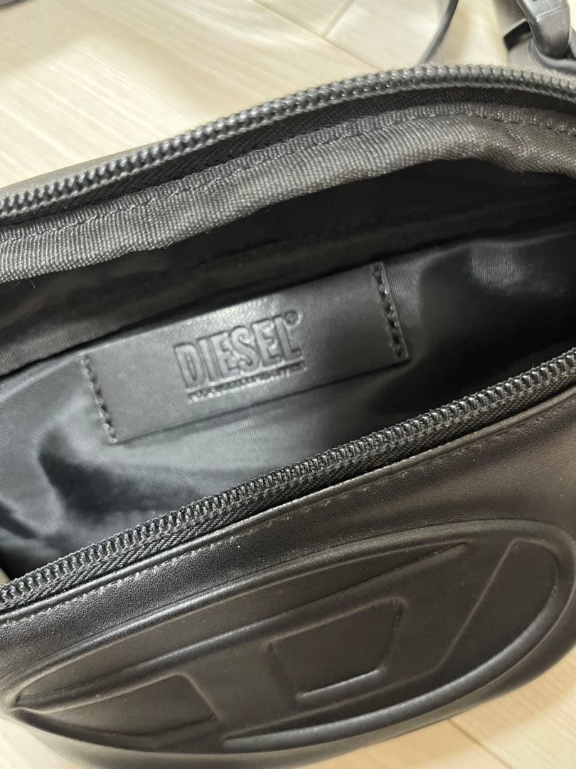 DIESEL ディーゼル　ボディバッグ　ブラック　ショルダーバッグ