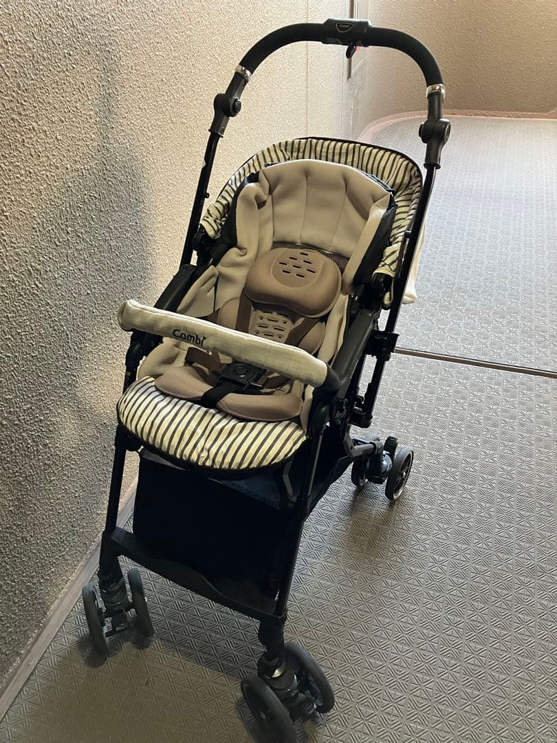 ベビーカー ホワイトレーベル スゴカルα 4キャスcompact エッグショック