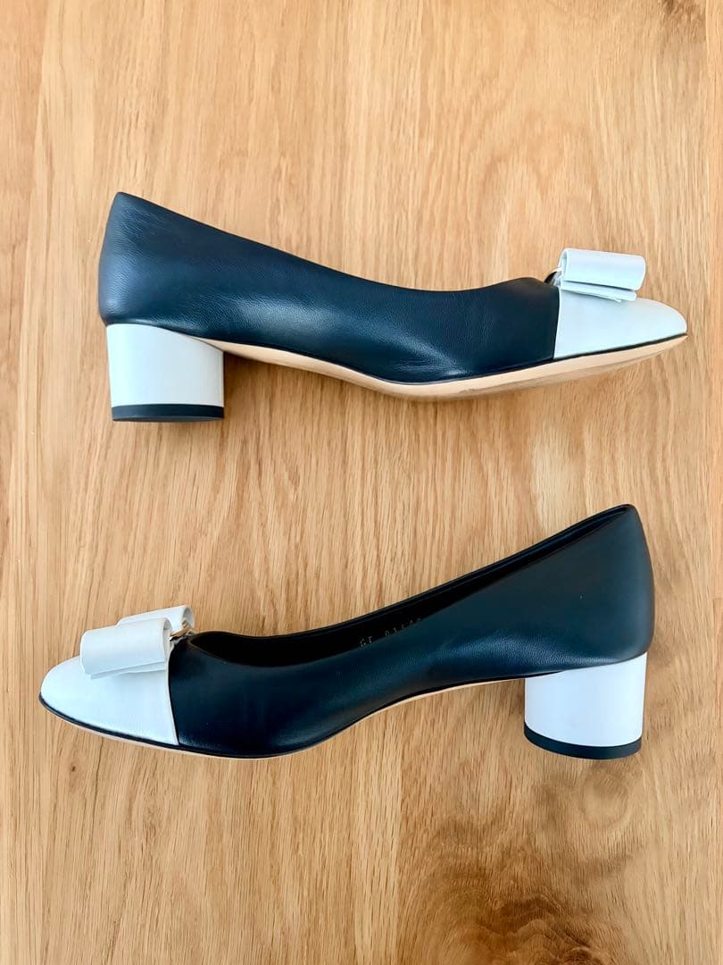 【美品】フェラガモ パンプス IVREA モノトーン 24cm