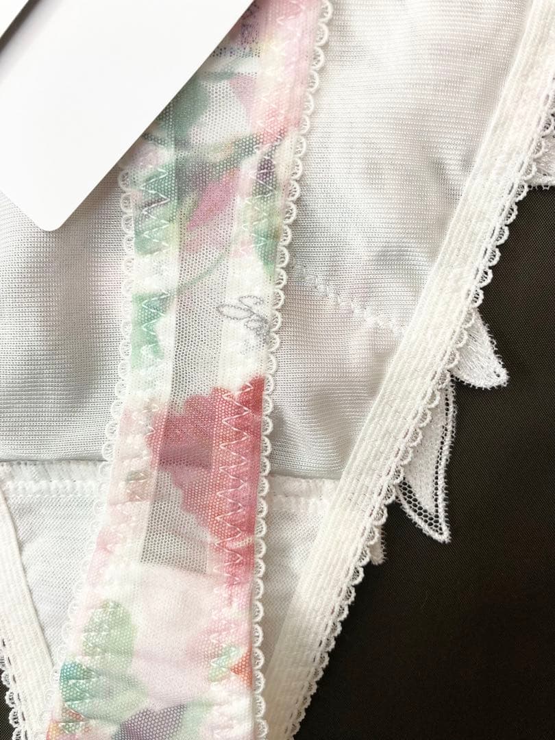 新品　ワコール　サルート　62G アールデコ　E75 ソングM PI