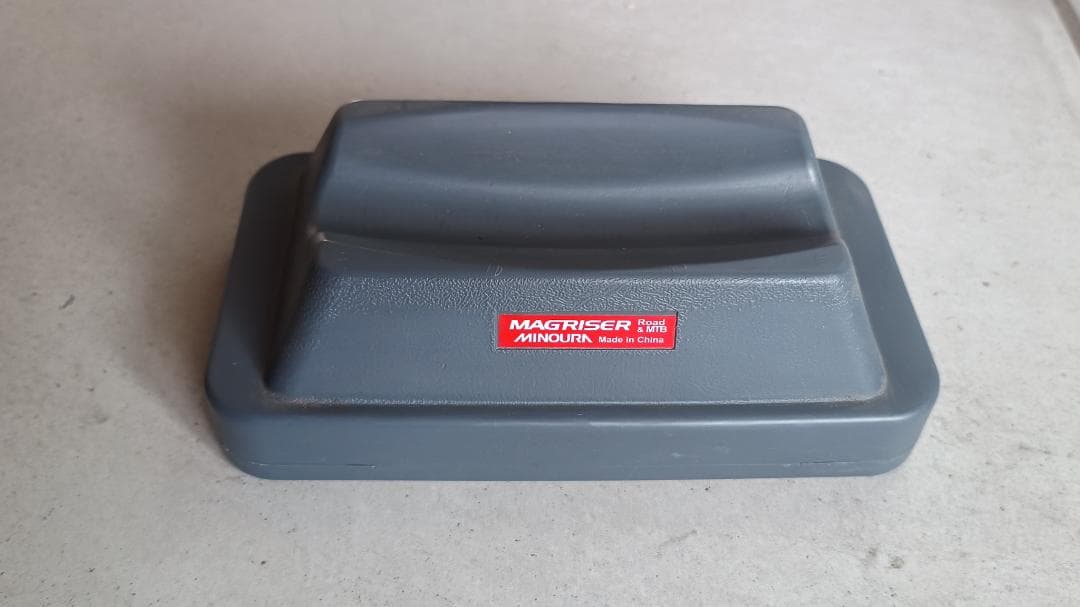 【送料無料】Wahoo Kickr Core スマートローラー 2020年