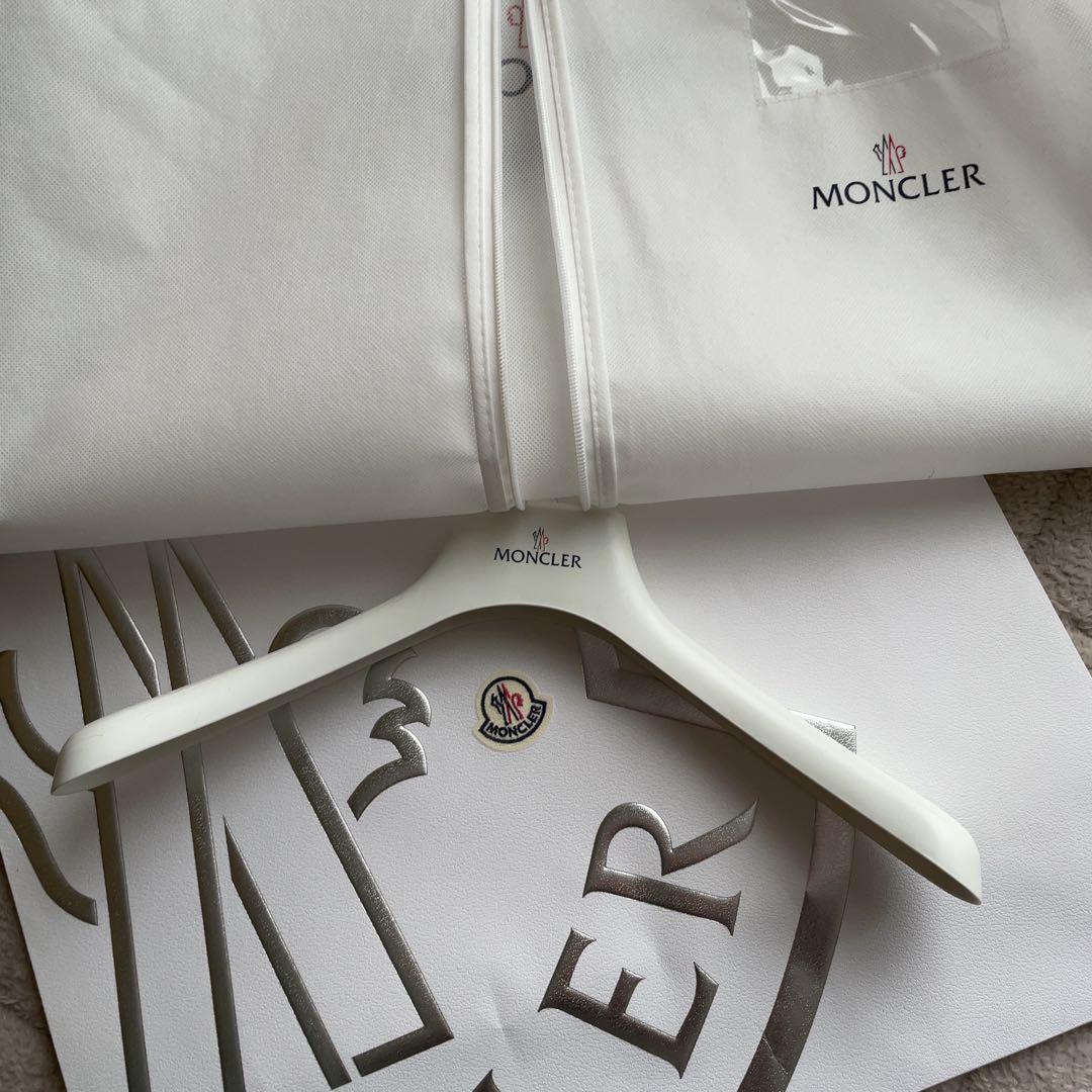 MONCLER モンクレールANGES GIUBBOTTO ブラック ２ 美品