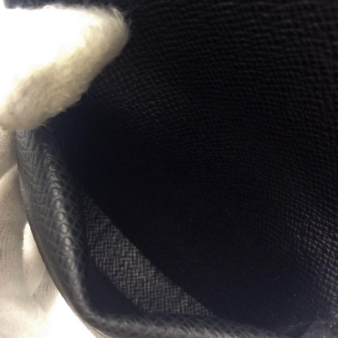 ルイヴィトン タイガ 黒 メンズ 小銭入れ ケース ポルトモネ キュベット