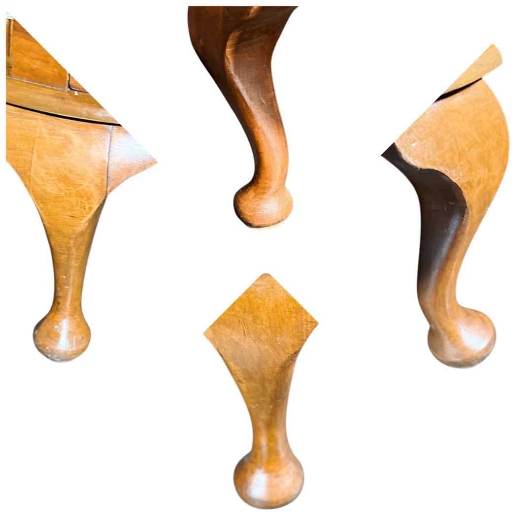 HR839 【英国アンティーク】ハーフムーン　キュリオケース　３面彩光　鍵付き