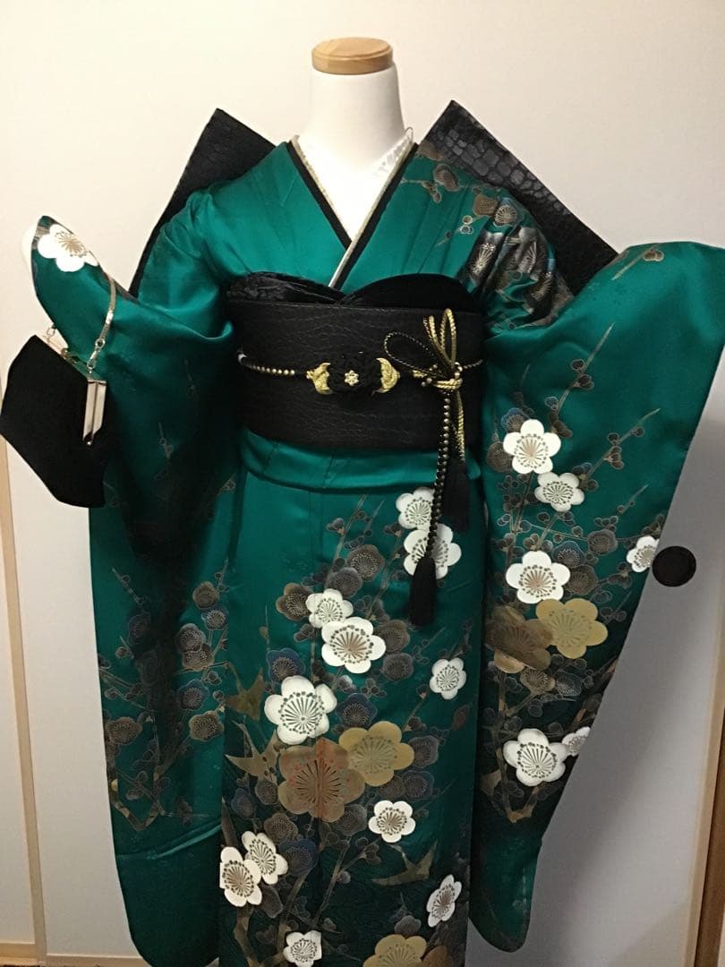 振袖フルセット　豪華　正絹　緑　金銀彩　梅　振袖6点セット　成人式