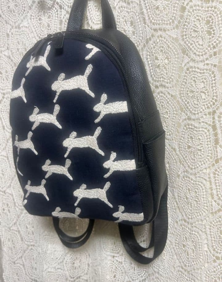 【お値下げです】ミナペルホネン ハンドメイド 本革リュックrun run run