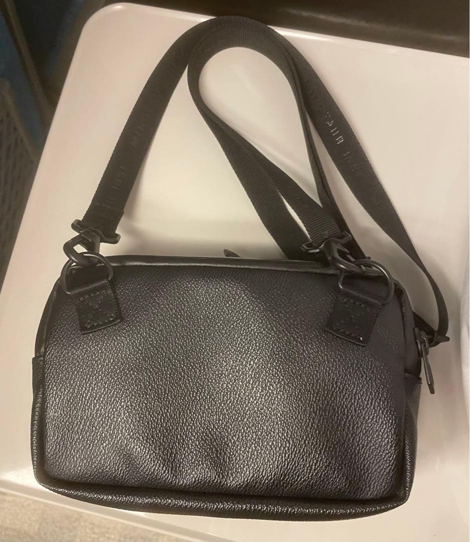 バッグ POTR x MINOTAUR GRAIN SHOULDER WALLET