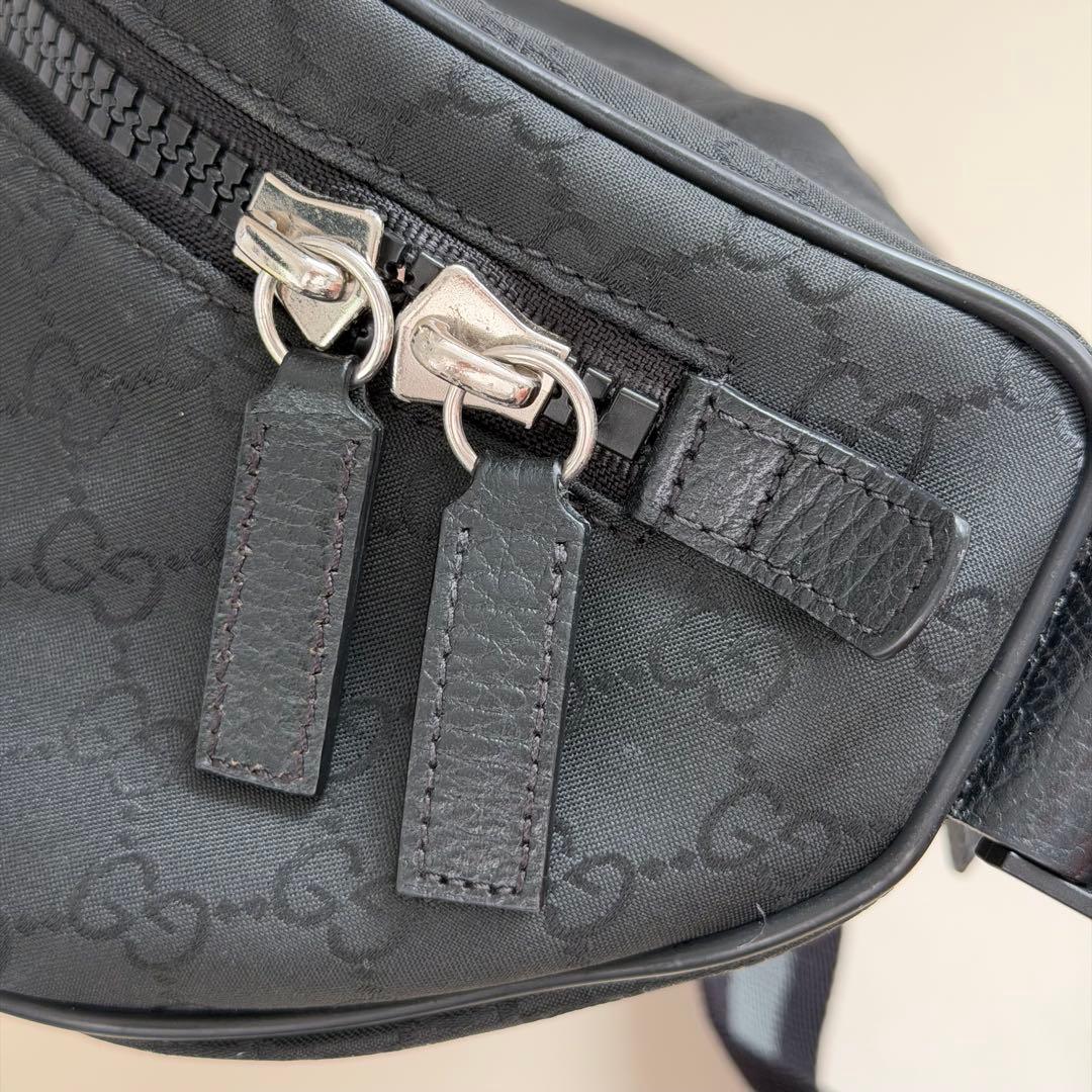 GUCCI グッチ GGキャンバス スリングバッグ ボディバッグ ブラック 黒