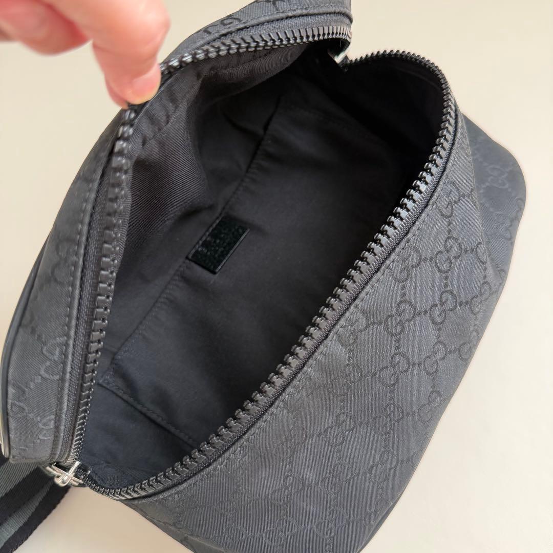 GUCCI グッチ GGキャンバス スリングバッグ ボディバッグ ブラック 黒