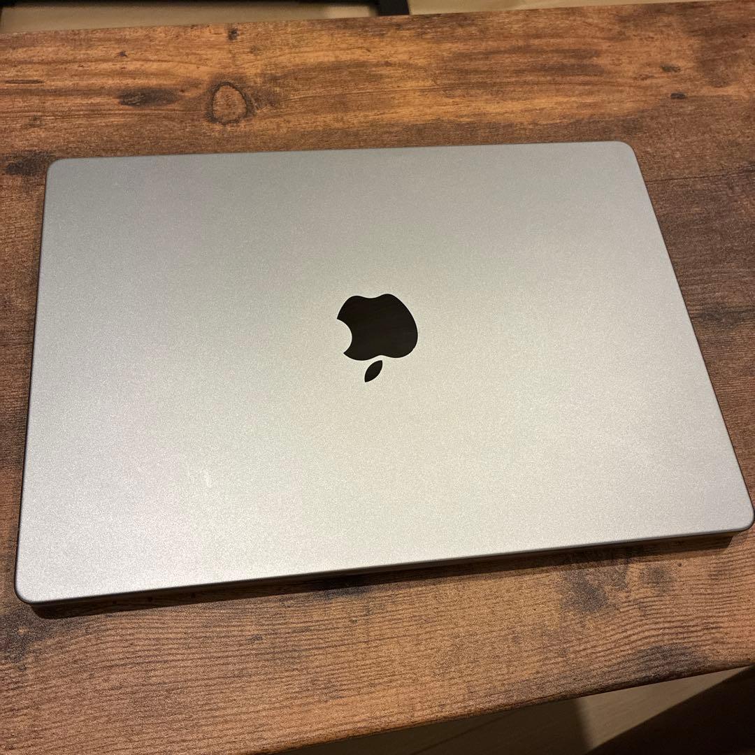 14インチMacBook Pro 32GBメモリ 1TB SSD