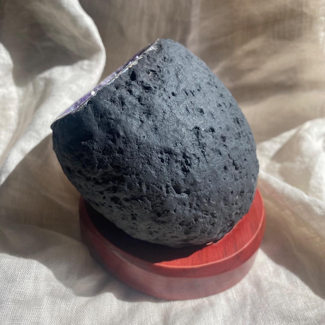 希少!アメジストドーム　台座付き　ウルグアイ産 5A grade