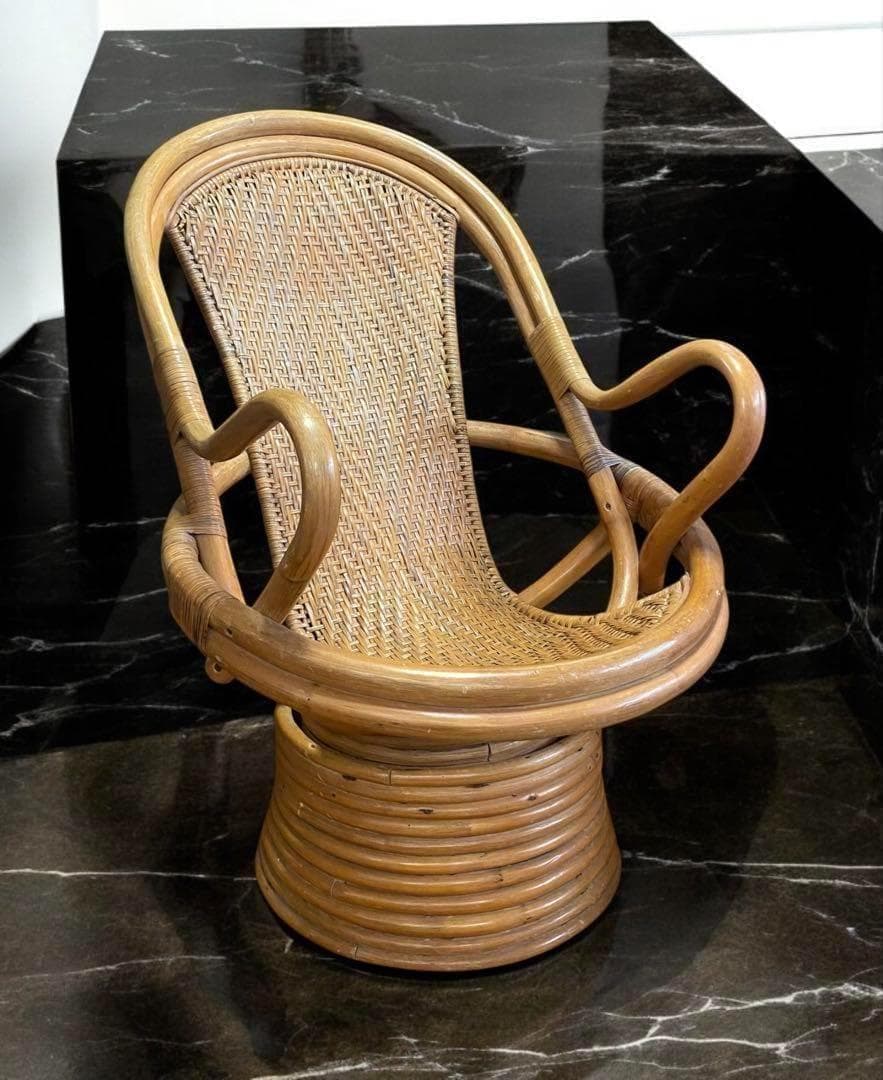 昭和レトロ★高級　ラタン（籐）の 360°回転式チェア