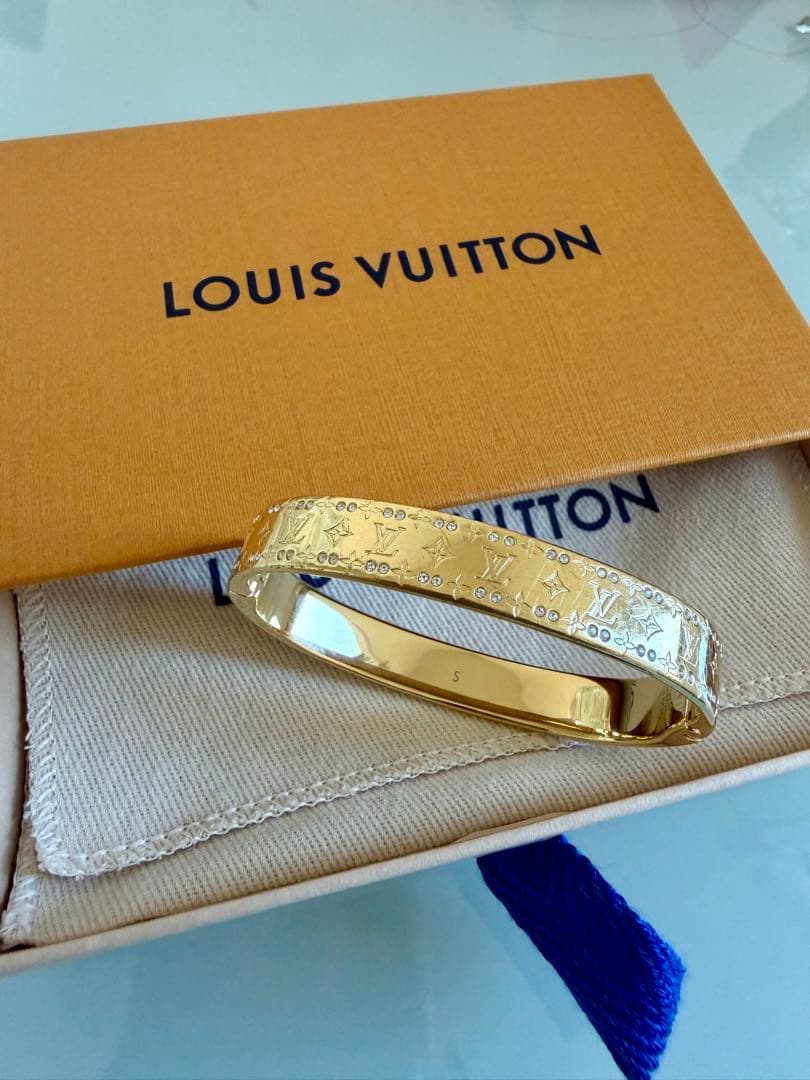 ルイヴィトン リジッド ナノグラム ストラス ブレスレット ゴールド バングル
