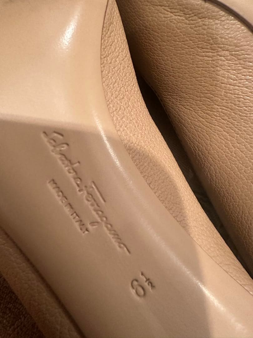 M*★様 超美品⭐︎Salvatore Ferragamo ベージュパンプス 6