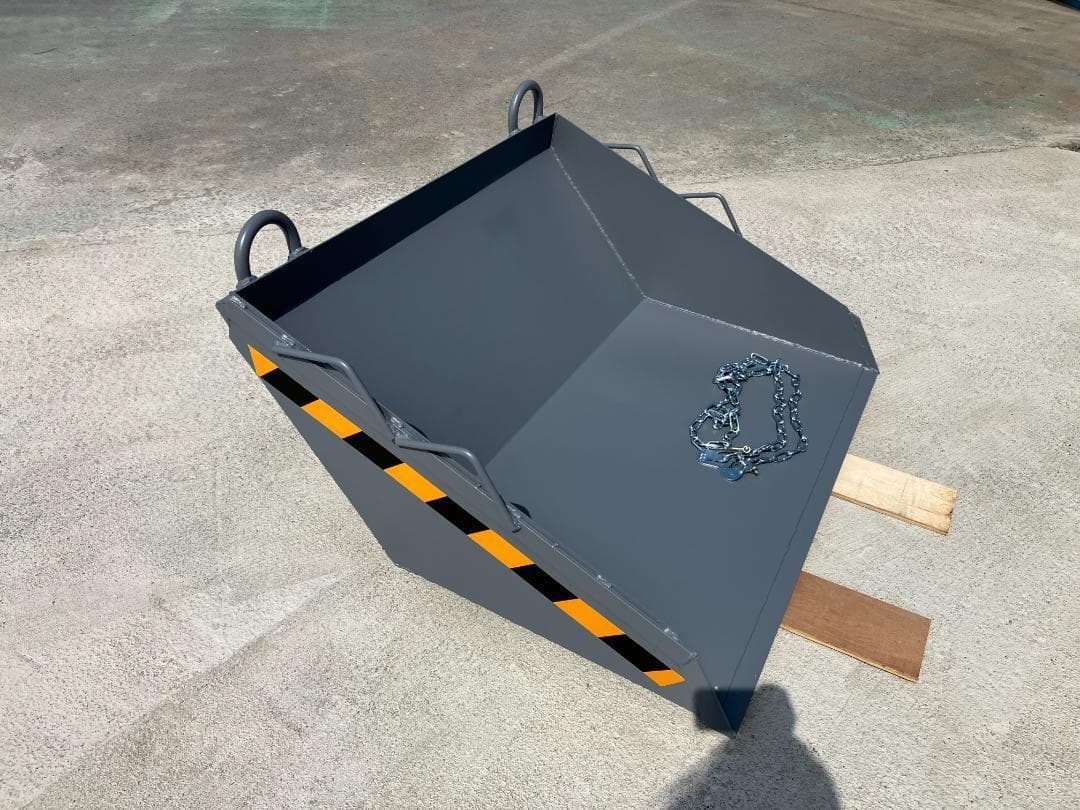 フォークリフト　バケット　残り１個になりました