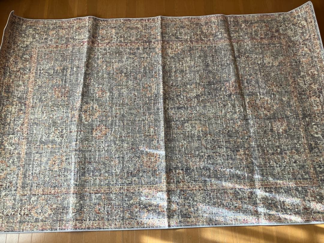 ザラホーム　Rosemarieラグ