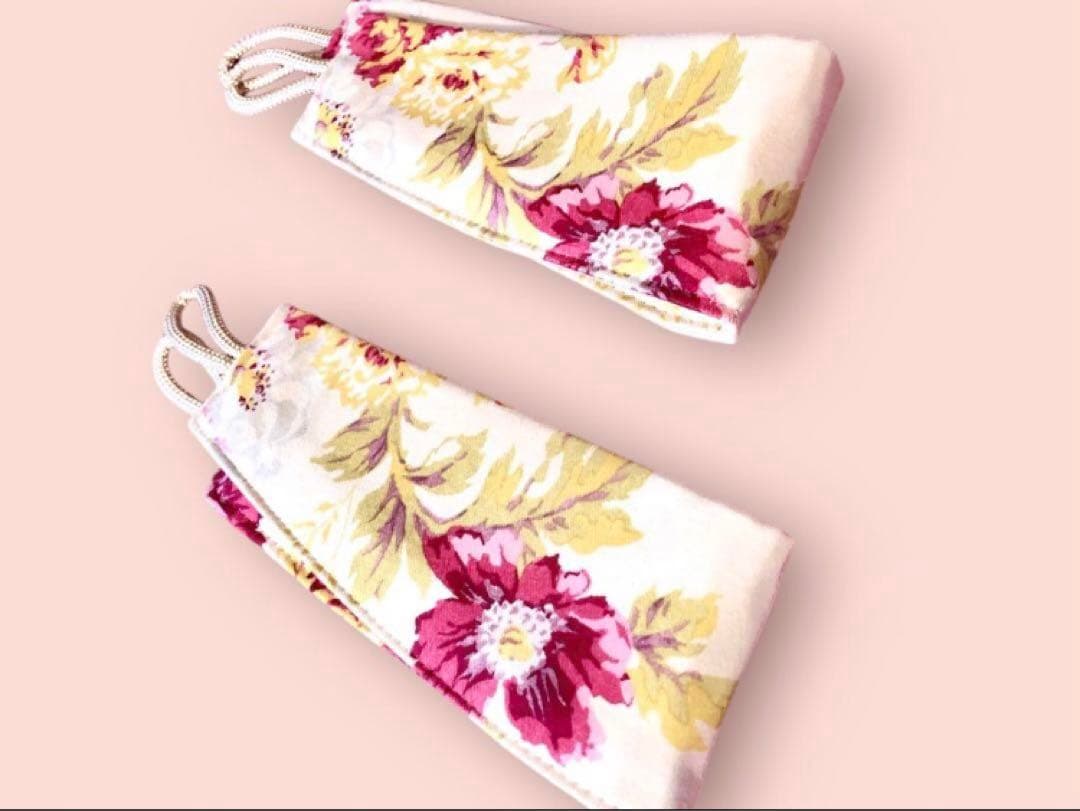 一枚あたり長さ縦127cm/横幅100〜125cm/ローラアシュレイ/２枚セット