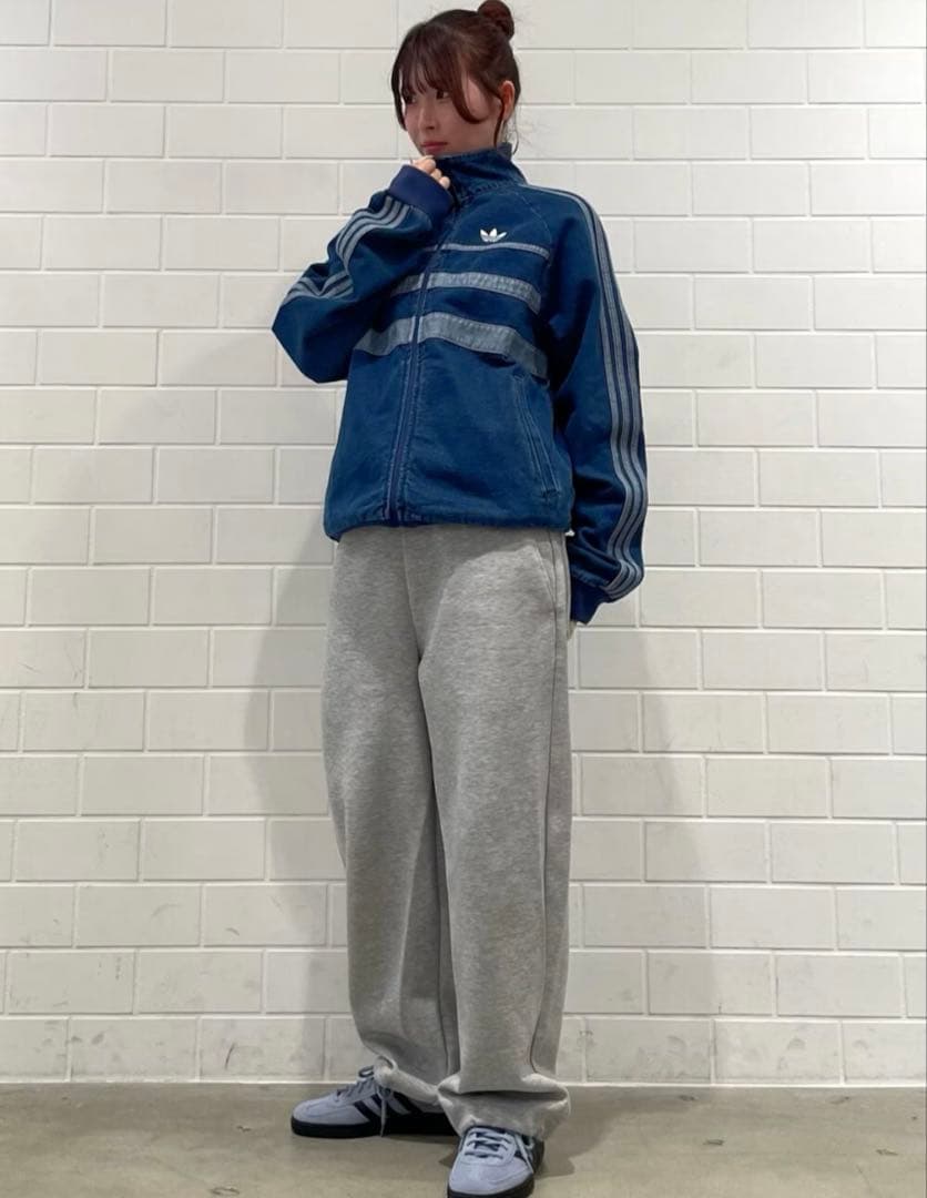 新品アディダス　ブルーデニム　ジャージ　トラックトップ　ジャケット　ジャンバー