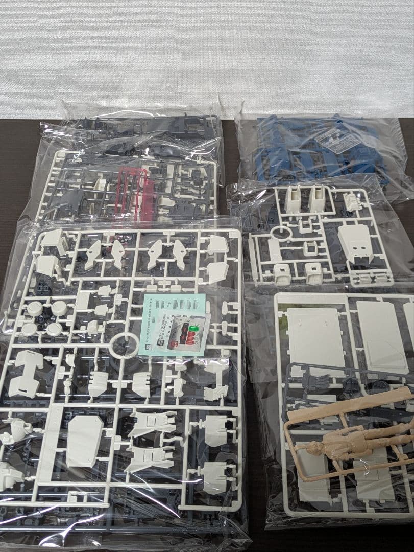 【新品・未使用】HG/MGガンプラ４点