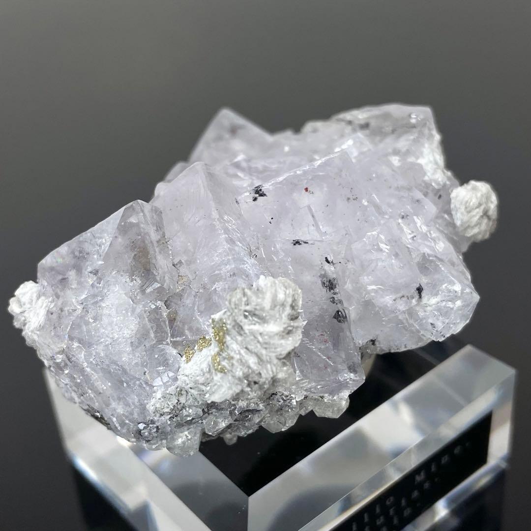 フローライト　辰砂入り　エミリオ鉱山　スペイン　鉱物標本　原石　天然石　ストーン