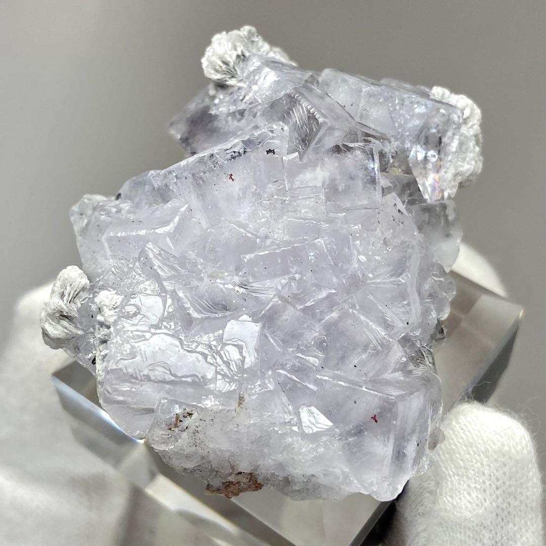 フローライト　辰砂入り　エミリオ鉱山　スペイン　鉱物標本　原石　天然石　ストーン