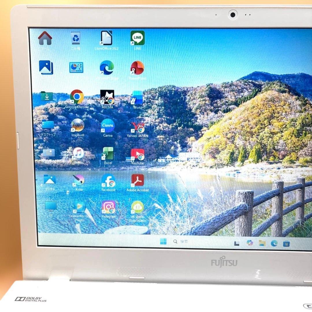 バッテリー良好！大画面ノートパソコン/i7/SSD256GB/Windows11