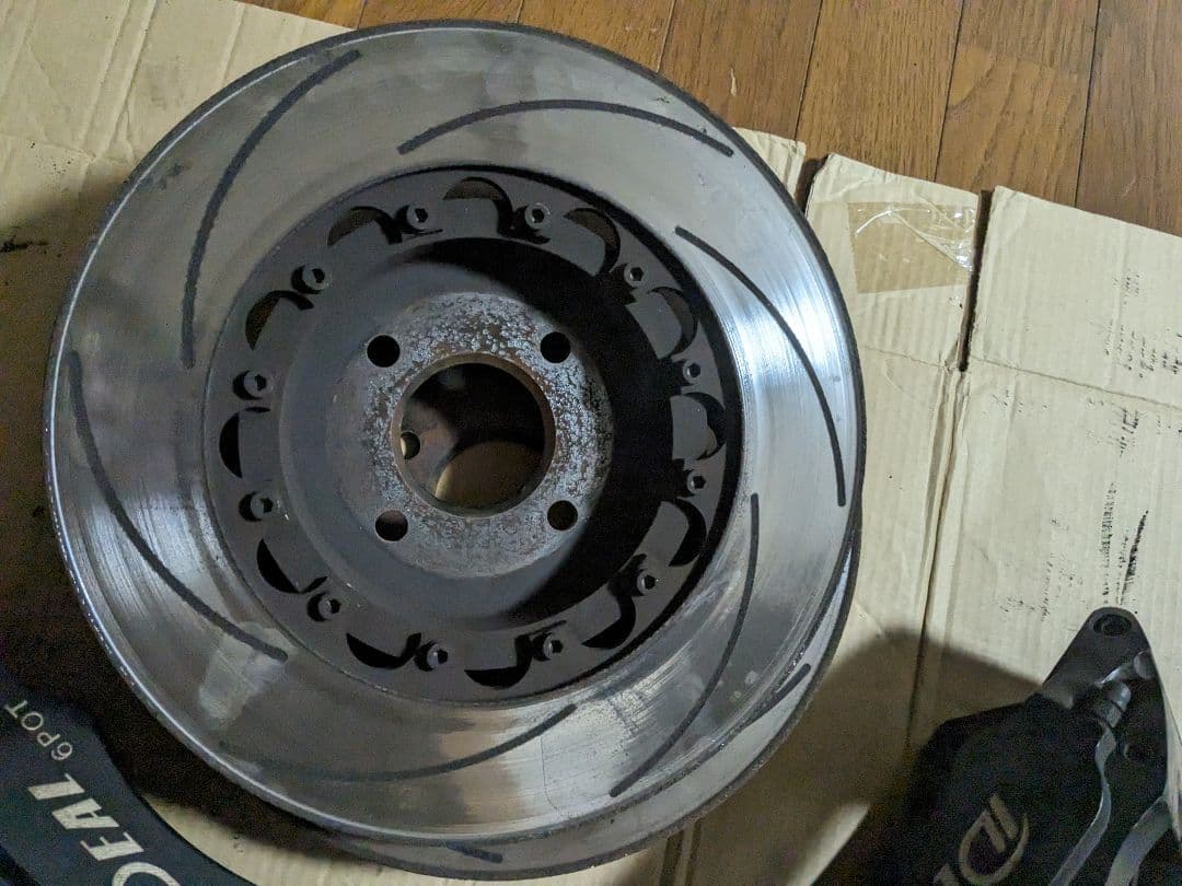 IDF4 6ポットブレーキキャリパー