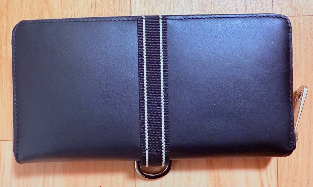 【ジバンシイ】メンズ　長財布　黒