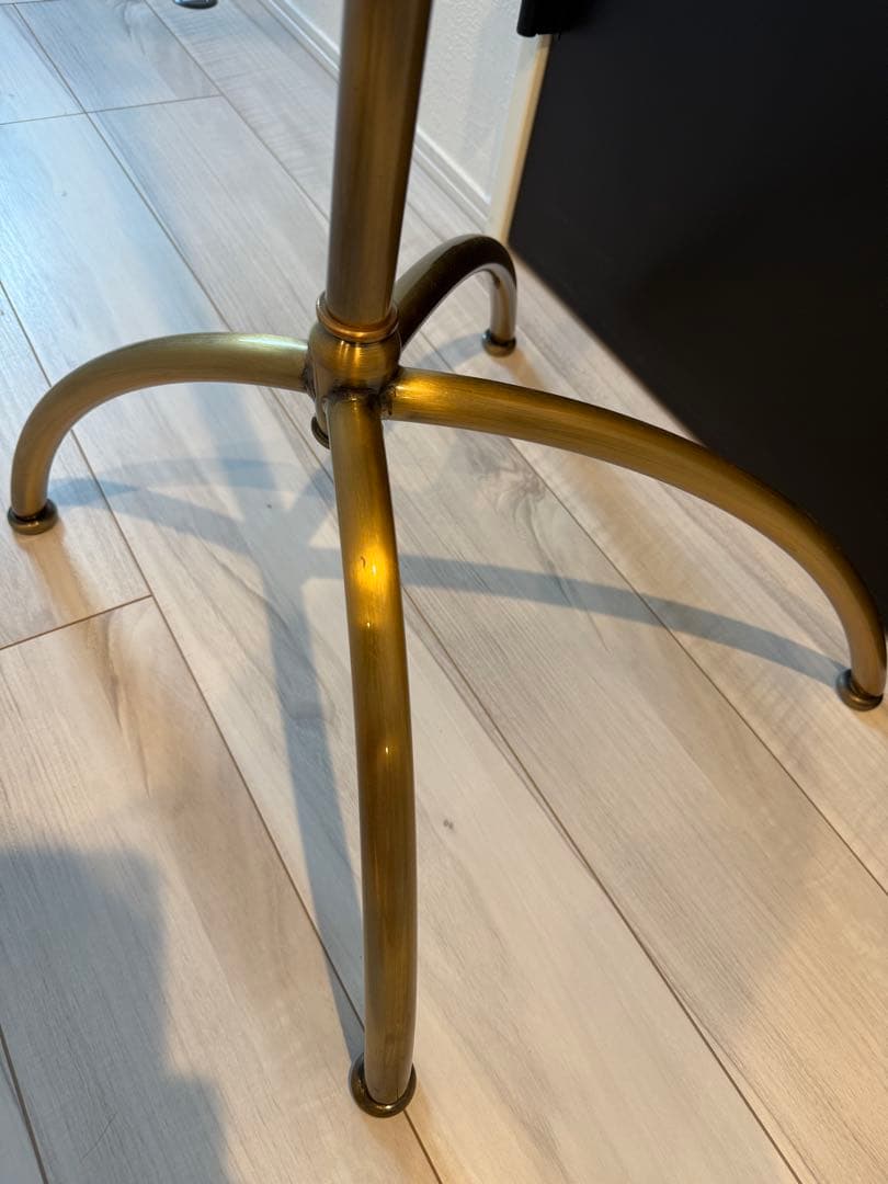 ハンガーラック　傾斜ハンガー　高さ可変　アンティークゴールド① 残りわずか