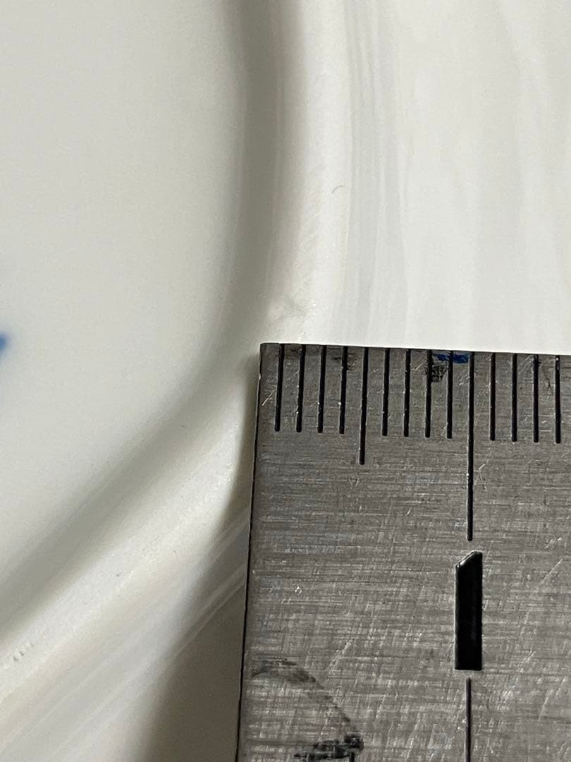 ロイヤルコペンハーゲン ブルーフルーテッドハーフ　リーフ型ディッシュ