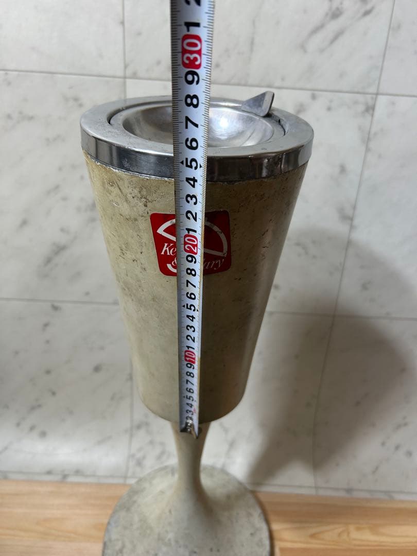 【希少 ヴィンテージ Ken & Mary スタンド灰皿】　日産スカイライン